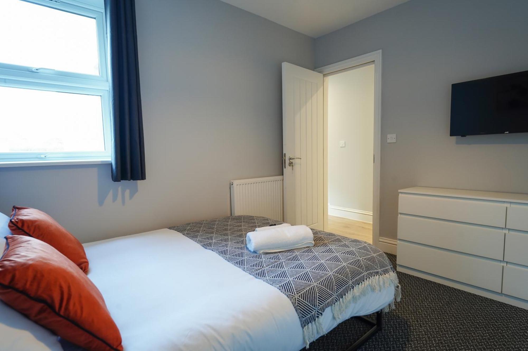 En-Suite Double Rooms, Smart Tv Comfy Style Llanelli Buitenkant foto