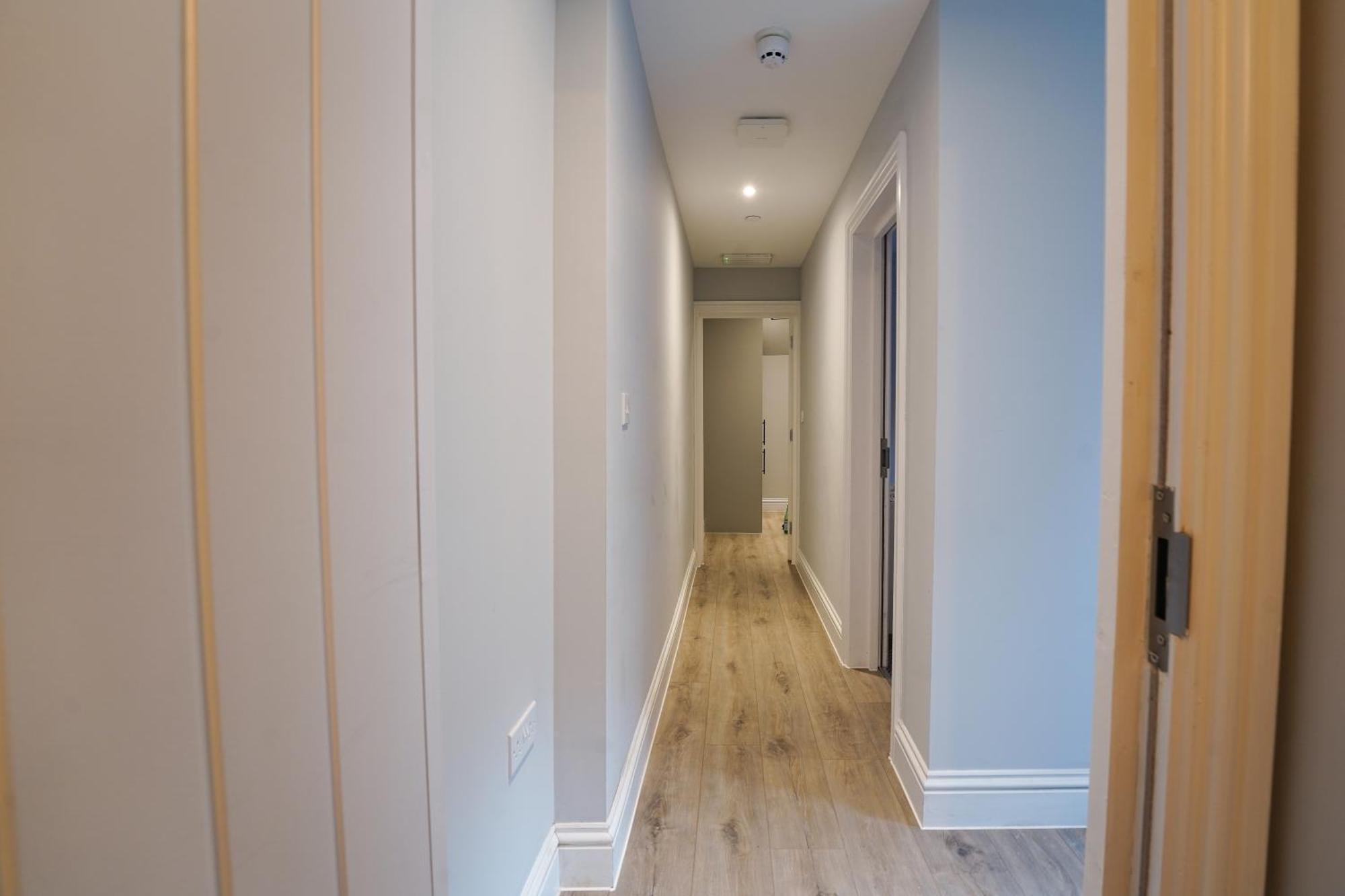 En-Suite Double Rooms, Smart Tv Comfy Style Llanelli Buitenkant foto
