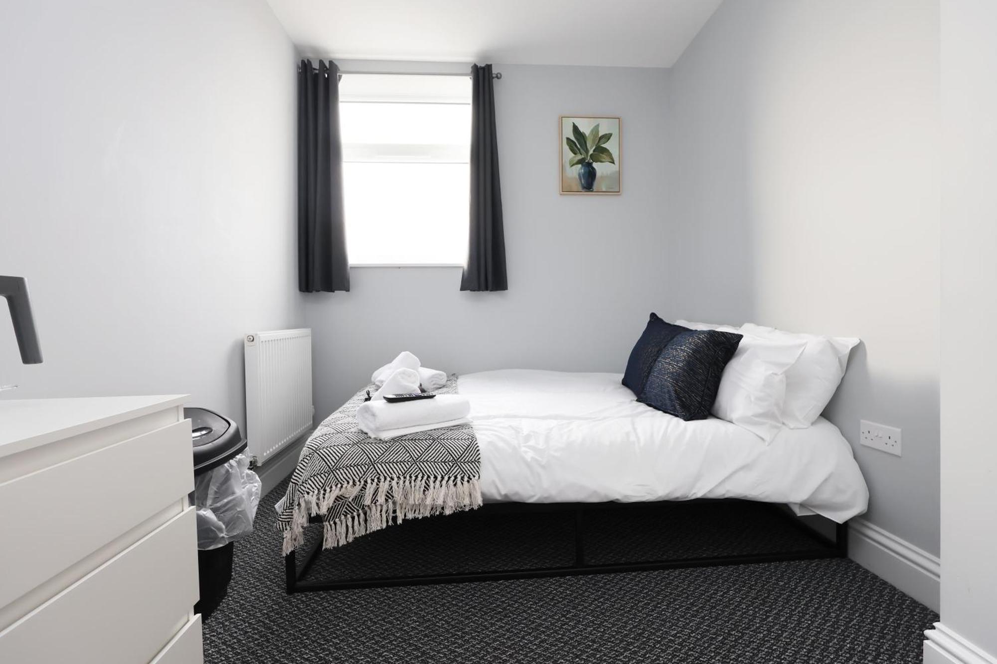 En-Suite Double Rooms, Smart Tv Comfy Style Llanelli Buitenkant foto