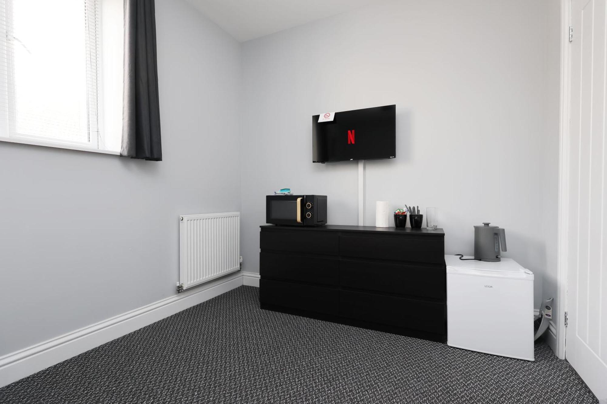 En-Suite Double Rooms, Smart Tv Comfy Style Llanelli Buitenkant foto