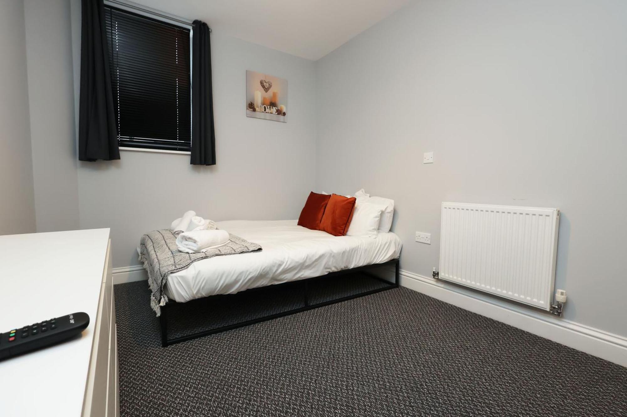 En-Suite Double Rooms, Smart Tv Comfy Style Llanelli Buitenkant foto