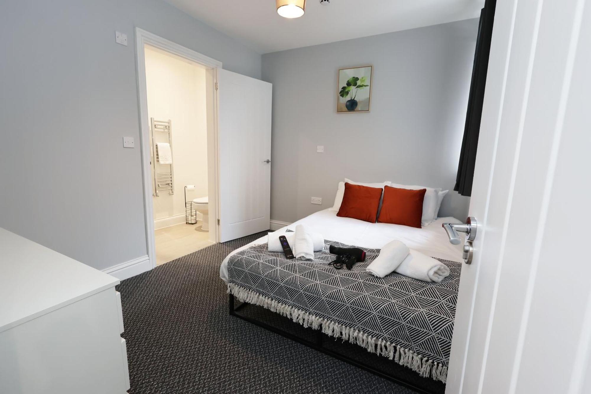 En-Suite Double Rooms, Smart Tv Comfy Style Llanelli Buitenkant foto